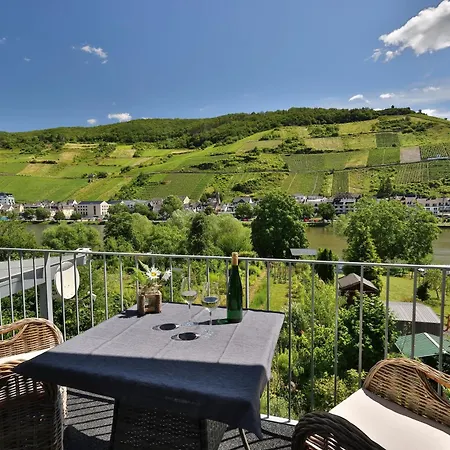 Ferienwohnung Ankerplatz Zell an der Mosel Exterior photo